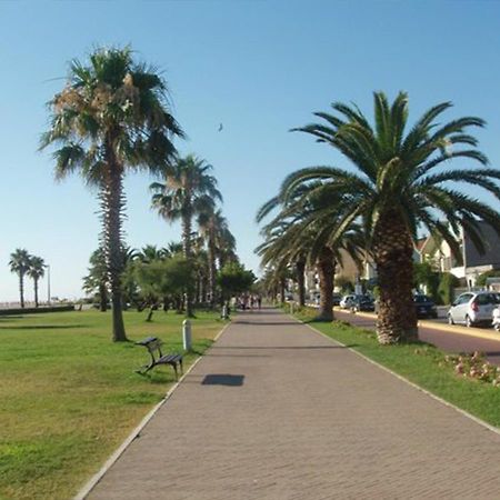 G_Open Space Porto SantʼElpidio 外观 照片